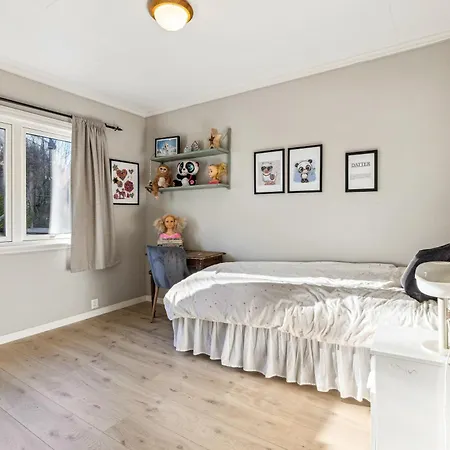 Family With 4 Bedroom, A View, Garden And Jacuzzi Kristiansand